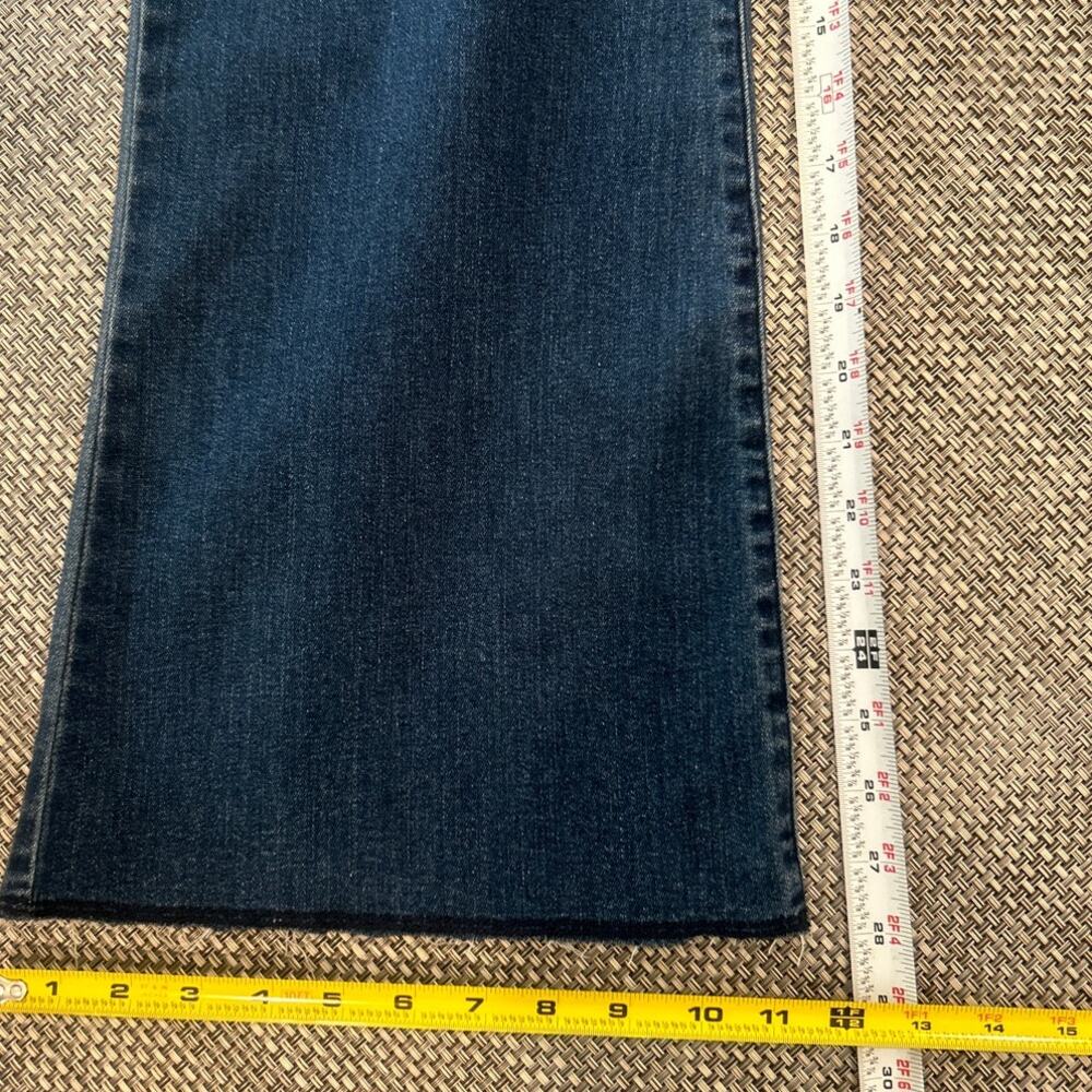 DEMOCRACY NWOT Ab-Solution Mid-Rise Distressed Raw Hem Flare Jeans 8 Med Rinse - Picture 9 of 9